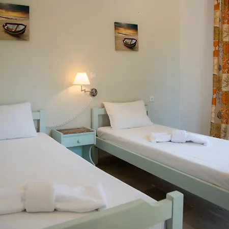 Zervos Apartments Bouka Lefkímmi Zimmer foto